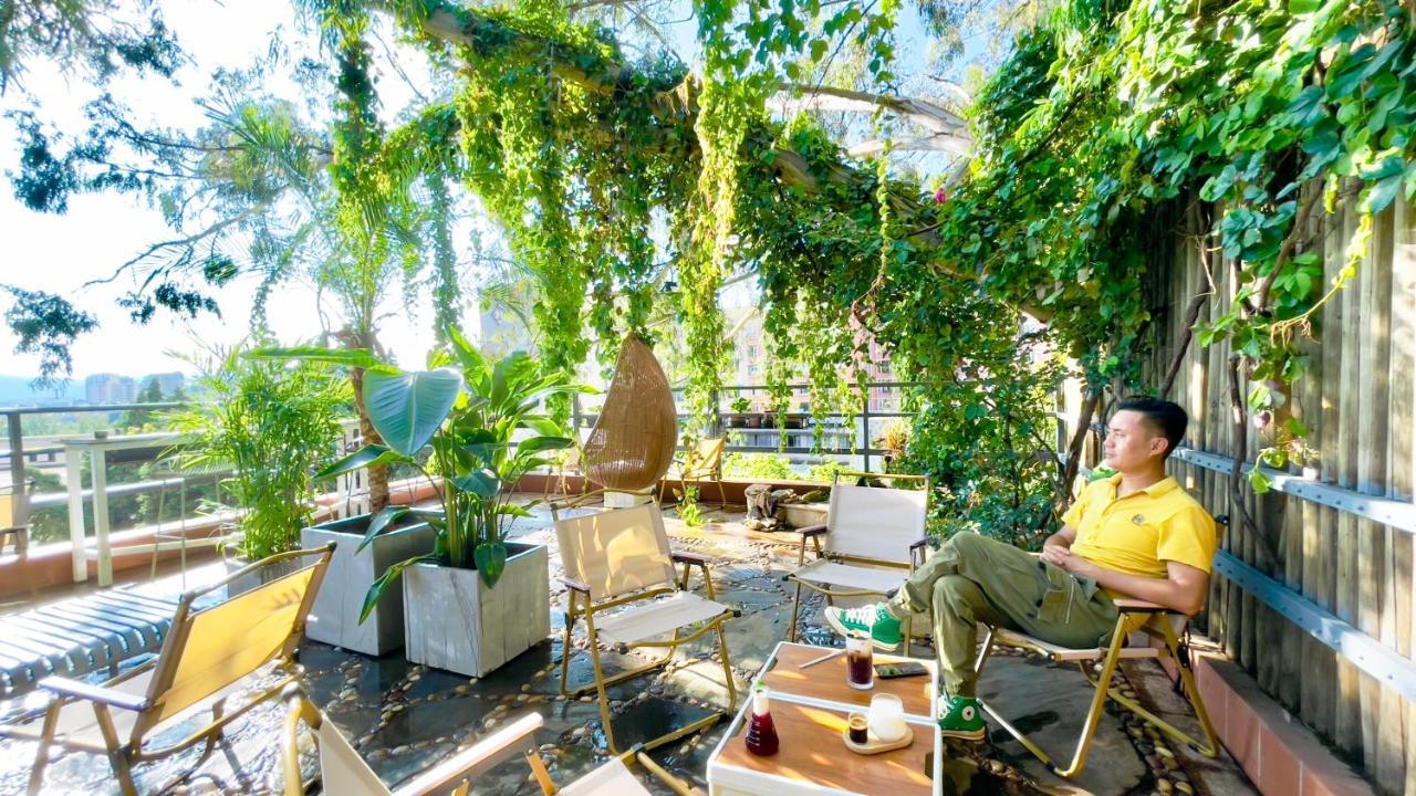 Kunming Upland International Youth Hostel Near The City Center ,2 Mins Walk To The Subway, 2 Mins Walk To The Green Lake, Close To Yuan Tong Temple, Old Street, Yunnan University, Convenient Payment And Visa Cards Are Accepted Esterno foto