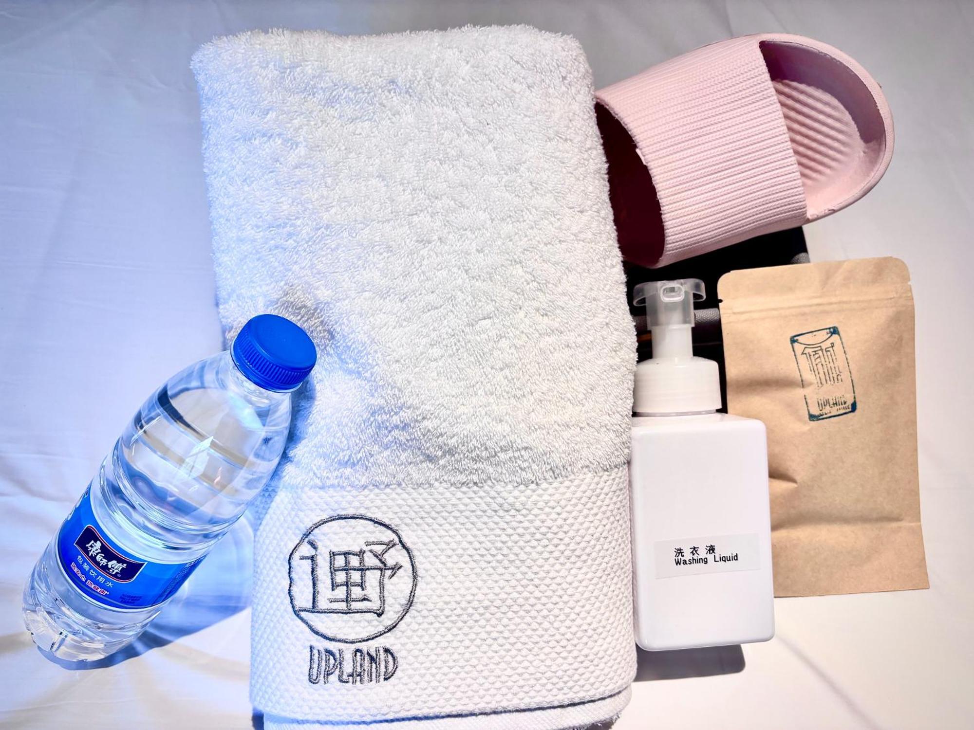 Kunming Upland International Youth Hostel Near The City Center ,2 Mins Walk To The Subway, 2 Mins Walk To The Green Lake, Close To Yuan Tong Temple, Old Street, Yunnan University, Convenient Payment And Visa Cards Are Accepted Esterno foto